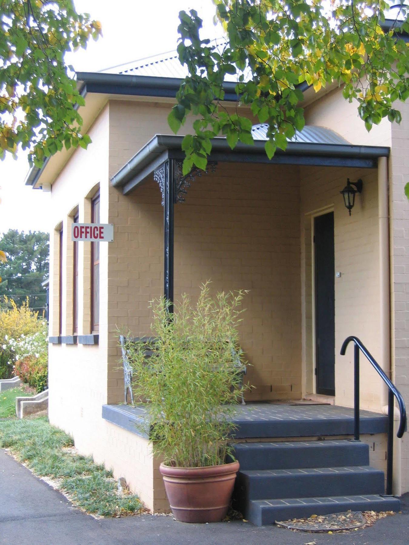 Melview Greens Aparthotel Orange Exterior photo